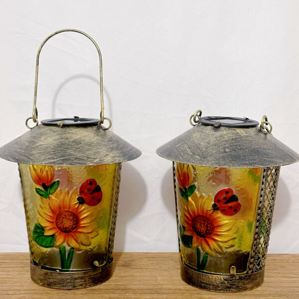 Solar powered decorative pendant