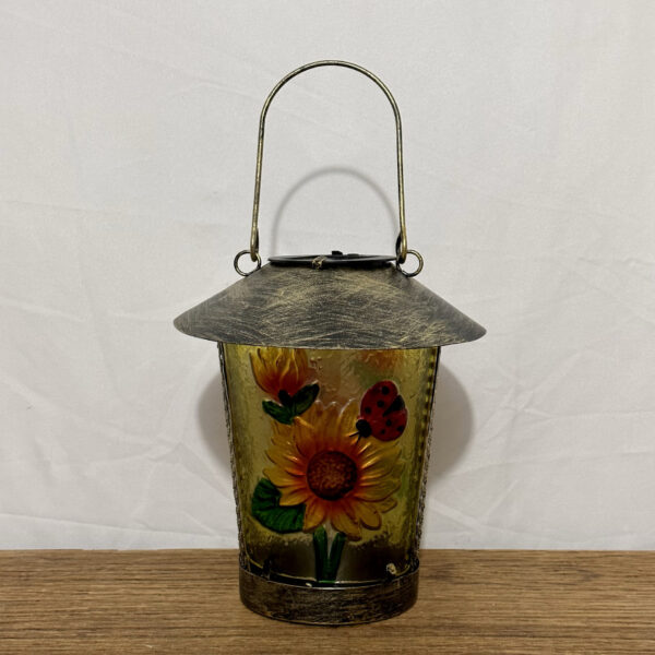 Solar powered decorative pendant